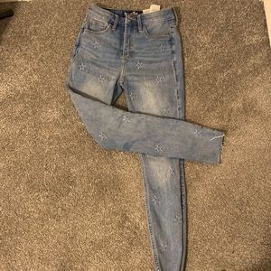 Curvy High-Rise Crop Super Skinny Hollister Jeans